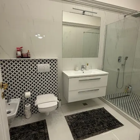 Apartamento Titova 31 *